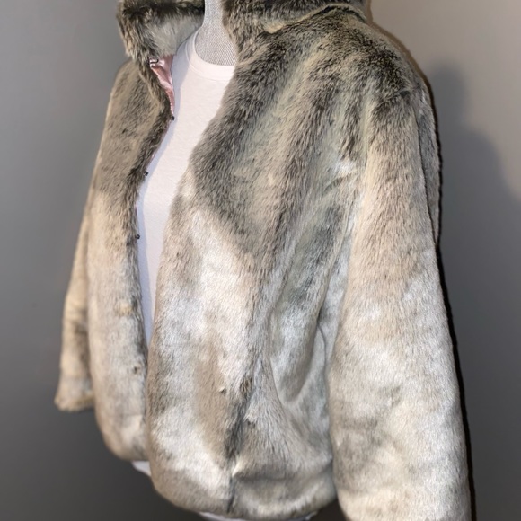 Marks & Spencer Faux Fur Cropped Teddy Jacket - Picture 8 of 10